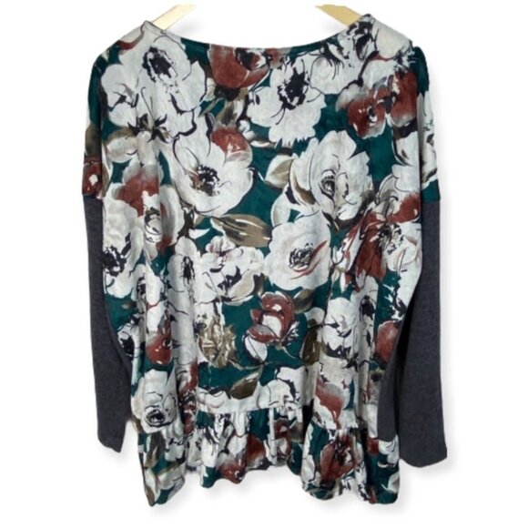 Entro Floral Long Sleeve Velvet Back Peplum Sweater Size Large Grey Top Bohemian - Picture 3 of 7